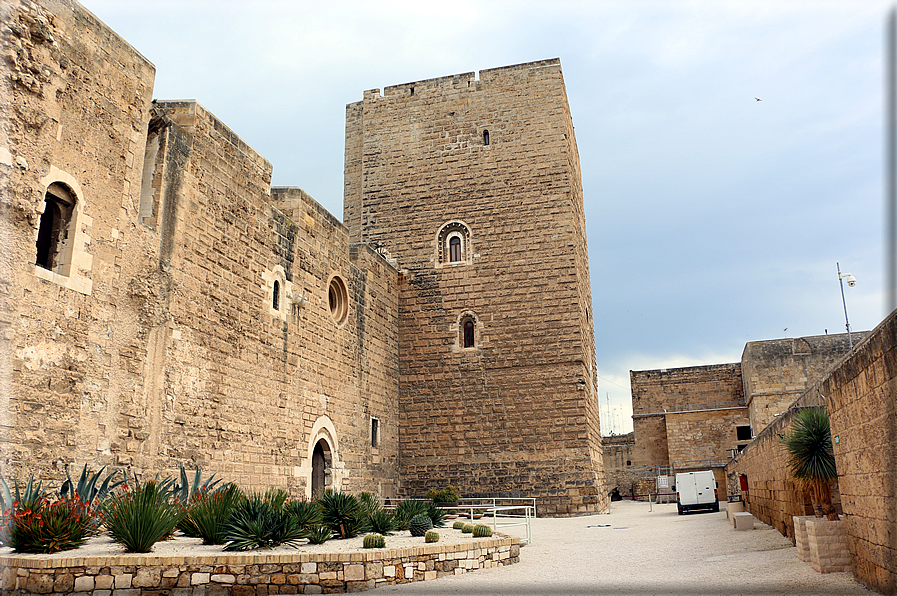 foto Castello Normanno Svevo